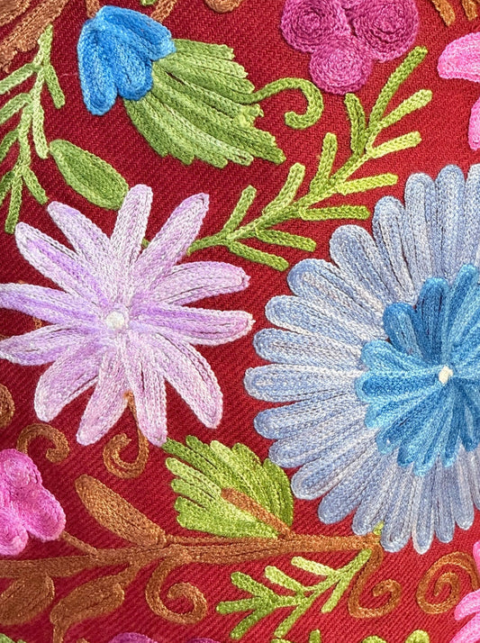 Aishiteru Zafira Embroidered Wool Shawl – Crimson Garden