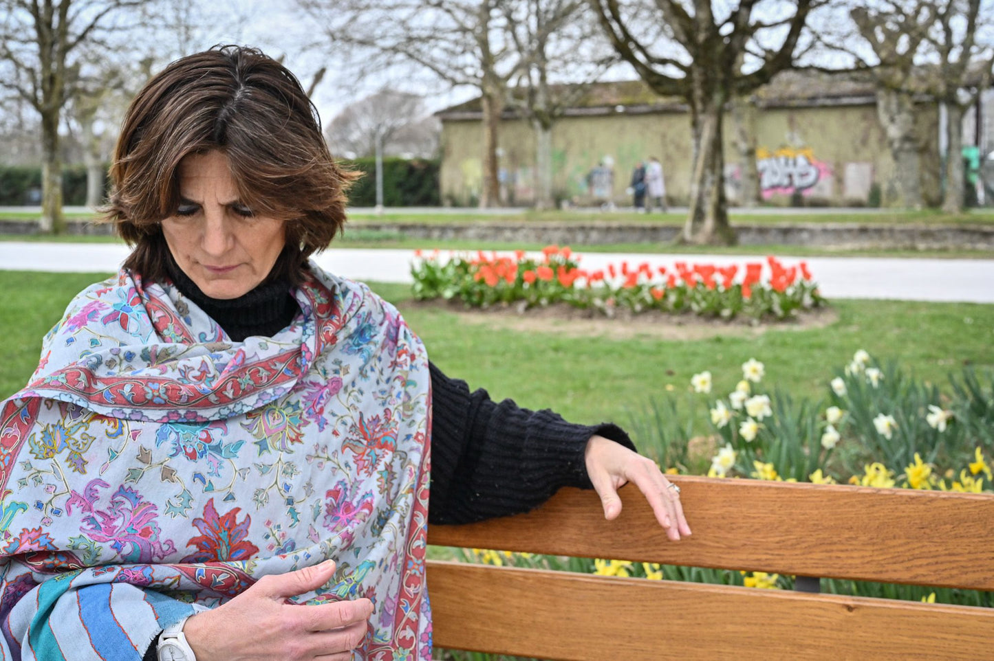 Embroidered Cashmere Grey Eternal Garden
