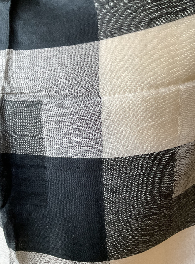 Aishiteru Noire Harmony Silk Shawl – Timeless Balance