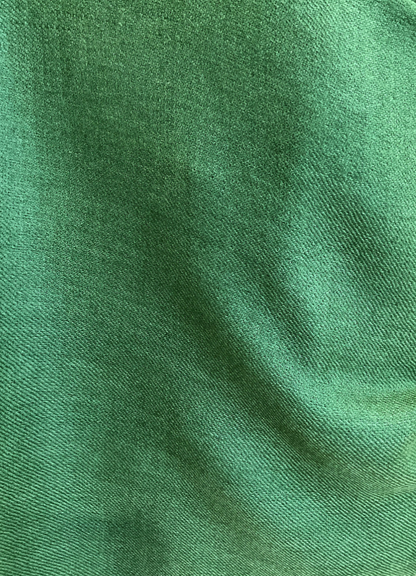 Châle en cachemire Aishiteru Esmeralda – Harmonie éternelle
