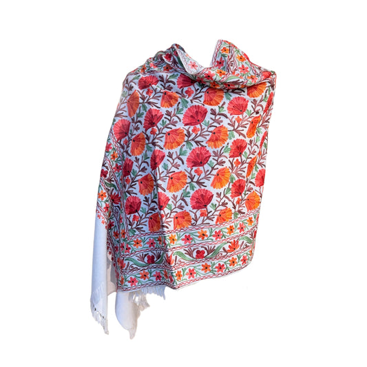 Aishiteru Elaris – Châle en laine brodé, pétales d’automne