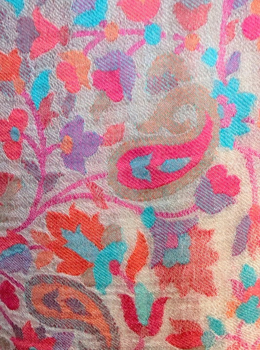 Aishiteru Meliora Kani – Châle en cachemire tissé Kani, murmure délicat