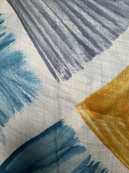 Aishiteru Écharpe en Cachemire Imprimée Nova – Harmonie Abstraite