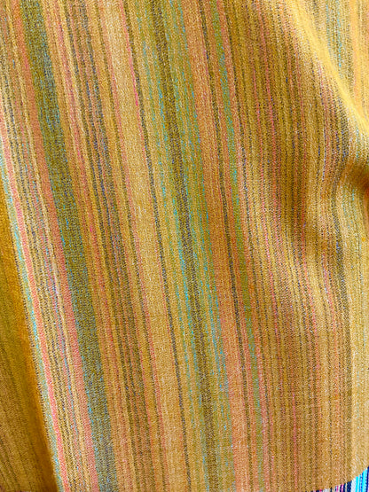 Aishiteru Solenne Kani-Kaschmirschal – Goldene Anmut
