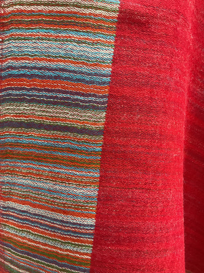 Châle en cachemire Aishiteru Aurora – Passion Cramoisie